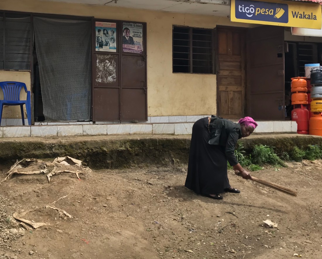 3DB7A2F0-6EDB-485B-9CBE-DC8696638C4A