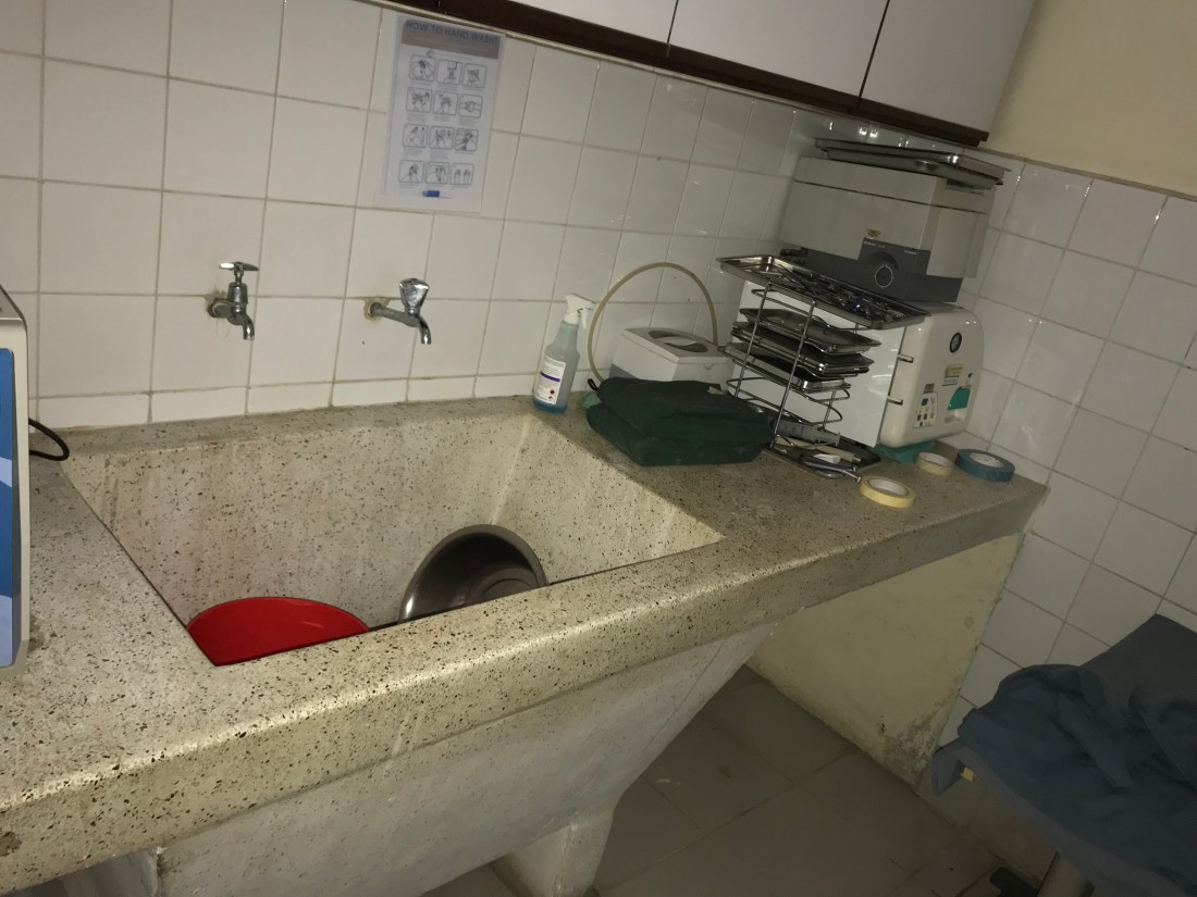 E1C56F93-4663-4046-9F55-FDB7B1258A5C